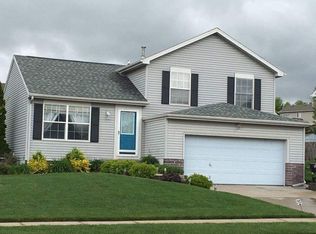 17640 Josephine St, Omaha, NE 68136