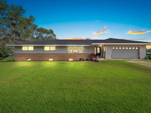 E7206 Magolski Rd, Marion, WI 54950