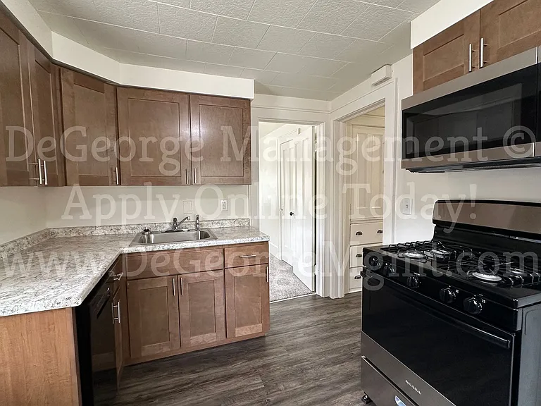 Sterling Square Townhomes — Photo 75