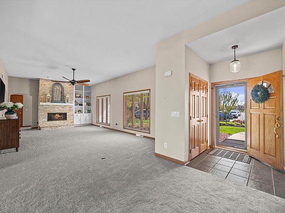 4th image of 209 Green Valley DRIVE
