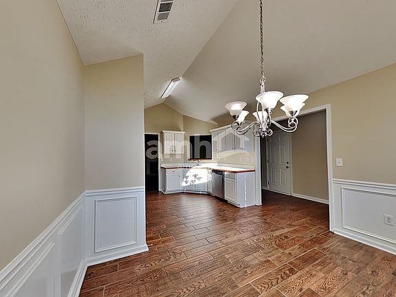 5th image of 1425 Bramlett Forest Trl