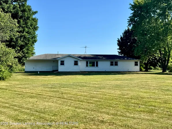 4404 W Columbia Rd, Mason, MI 48854