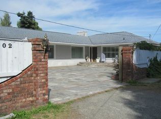 2702 Oakes Ave, Anacortes, WA 98221