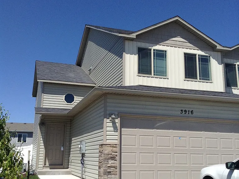 3916 Fire Walker Trl — Photo 1