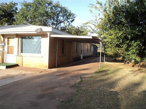 2nd image of 2002 N Mockingbird Ln