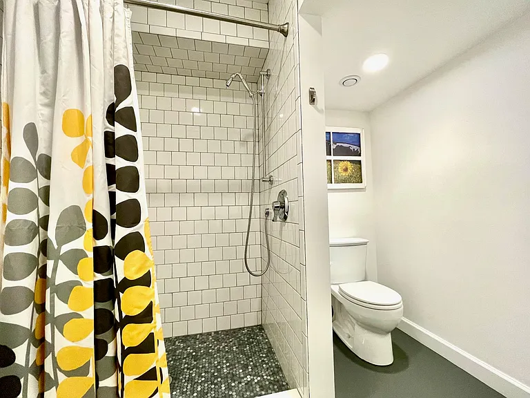 1633 S Logan St #3 — Photo 10