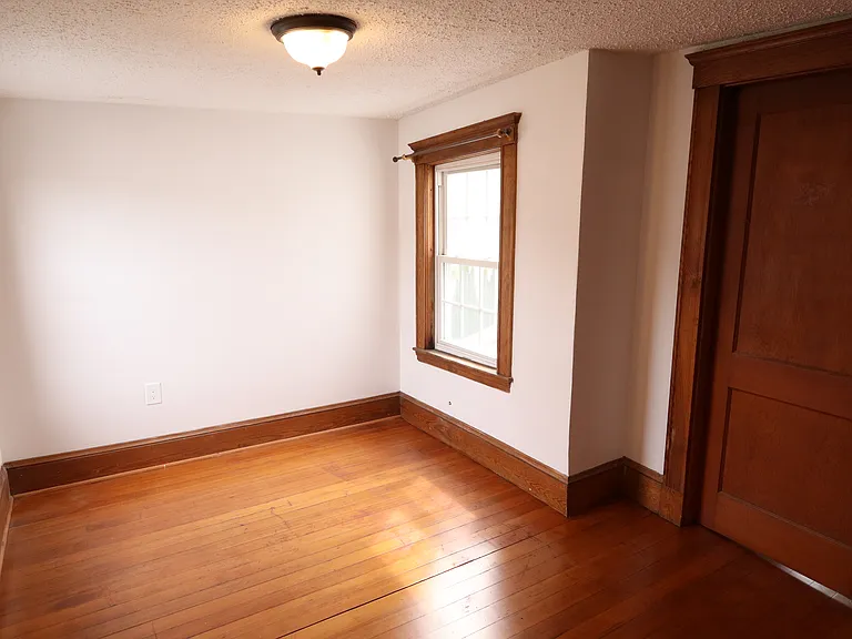 34R Rush St — Photo 26