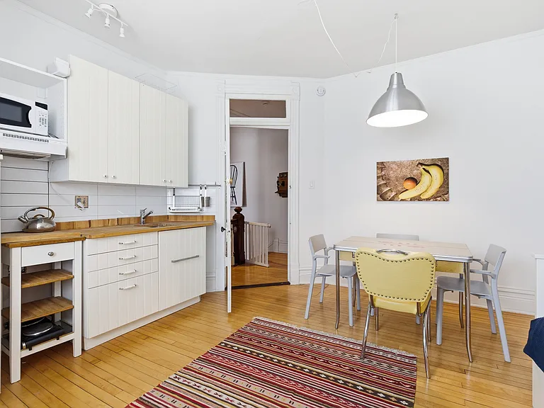 2001 Orrington Ave #2001 — Photo 27