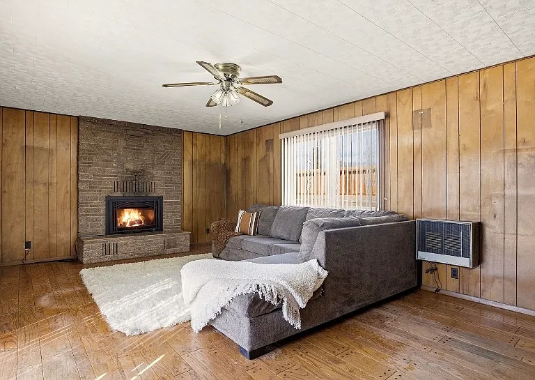 4305 Andrew Dr NE — Photo 15