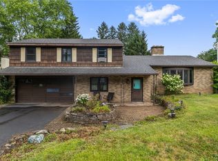 111 Hillside Way, Camillus, NY 13031