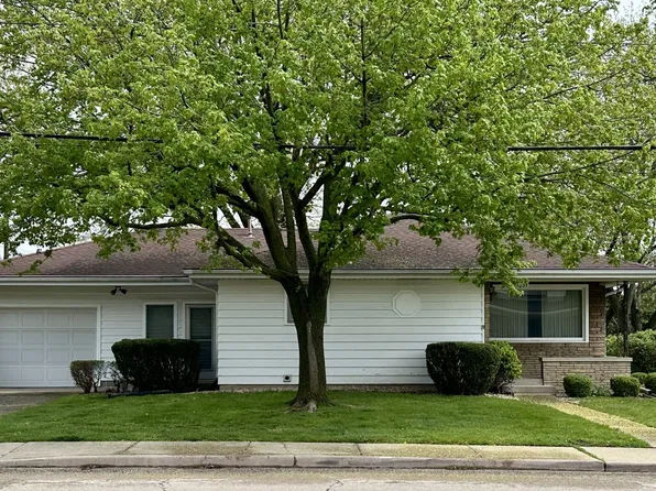 1627 Pulaski St, Peru, IL 61354