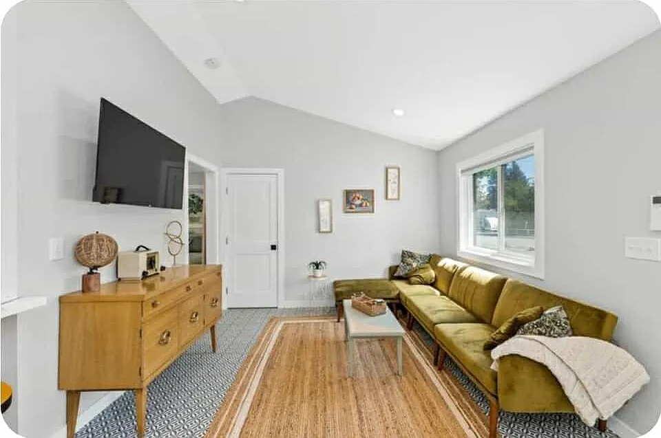 1 bed, 800 sqft, $1,800 — Photo 4