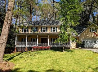 1528 W Nancy Creek Dr, Atlanta, GA 30319