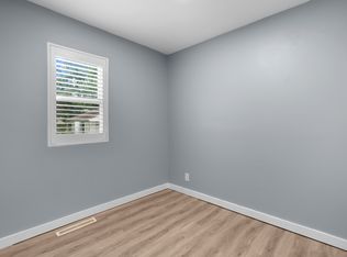 34622 Donnelly St, Westland, MI 48185