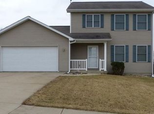 785 183rd Pl, Pella, IA 50219