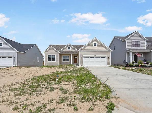 11685 Cherrybud Dr, Holland, MI 49424