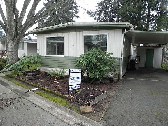 3rd image of 1475 Greenacres Rd #104