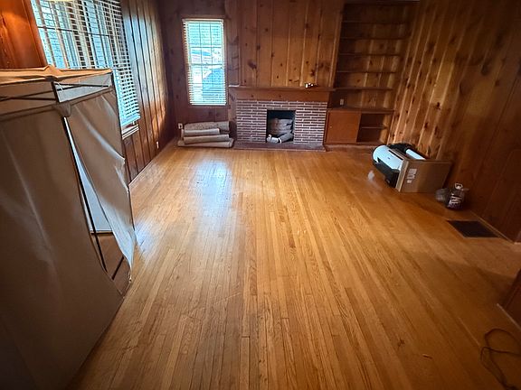 5th image of 1644 Smallhouse Rd