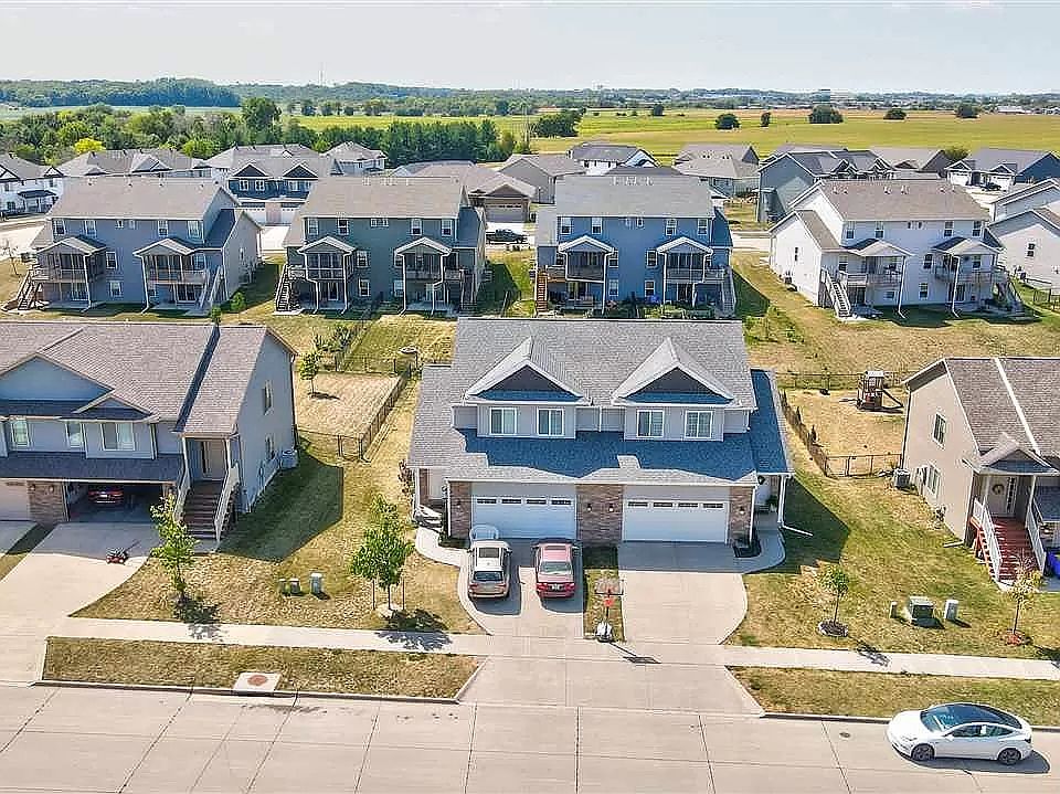 1st image of 1235 Mary Ln