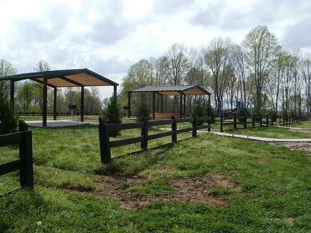 2nd image of 132 Lakeview Dr Lot 132