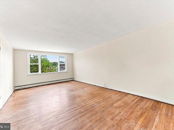 5th image of 605 Bywood Ave