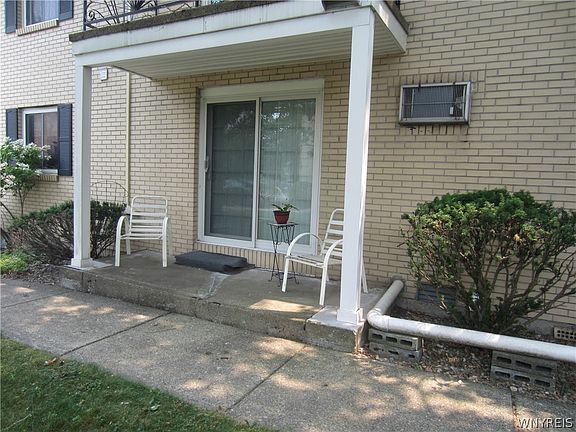 3rd image of 1176 Indian Church Rd APT 24