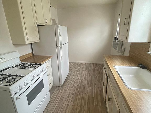 5th image of 344 W Alameda Ave #342-1/2