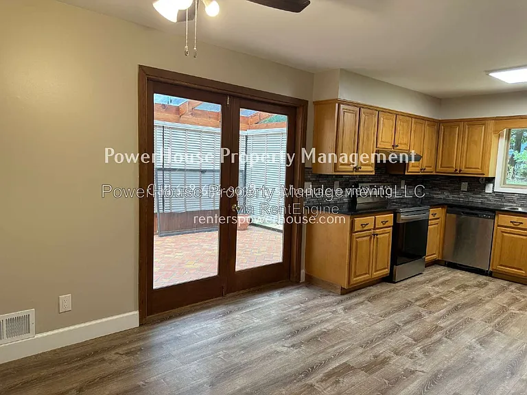 145 Starboard Point — Photo 6