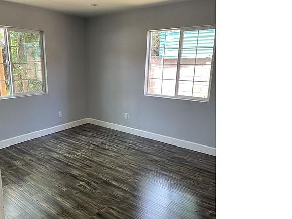 3rd image of 721 W 106th St