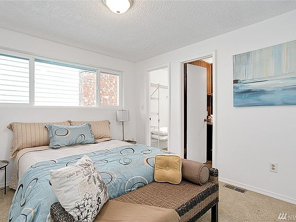 5th image of 16257 11th Ave NE