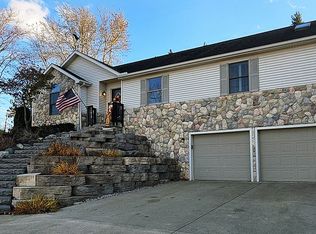 11815 N Lake Side Dr, Jerome, MI 49249