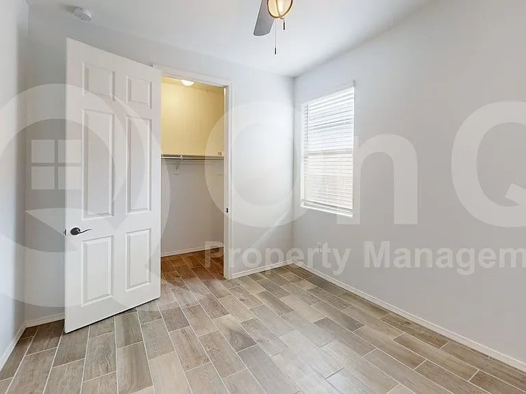 11929 E Ryscott Cir — Photo 14
