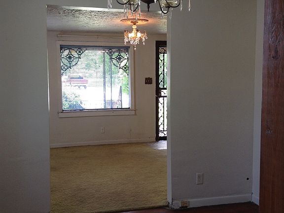 2nd image of 2214 Herman Ave