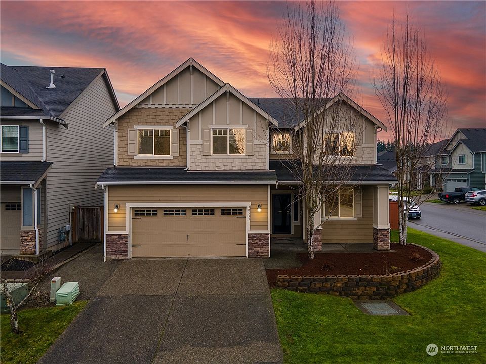 1st image of 18517 11th Lane E