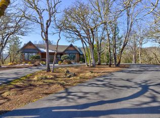 137 Placer Hill Dr, Jacksonville, OR 97530