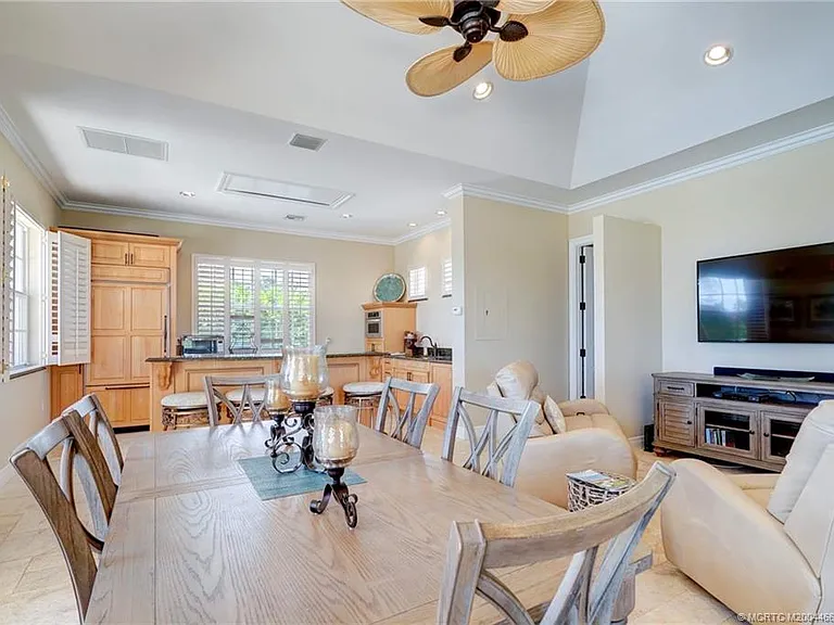 1528 NE Outrigger Landings Dr #208 — Photo 67