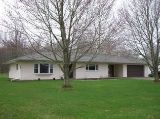 39 Edgewood Dr, Greenville, PA 16125