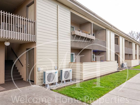 5th image of 420 Catherine St APT 3
