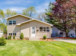 1547 Larry Ln, Glendale Heights, IL 60139