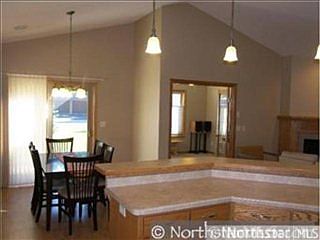4th image of 328 Victoria Ln