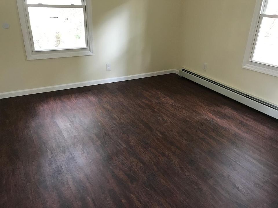 2nd image of 763 W Grand Ave APT 2