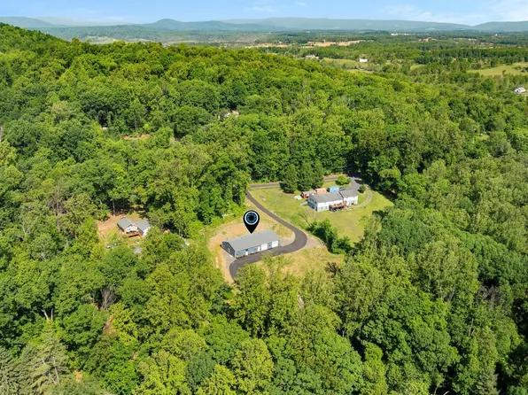 5331 Merry Oaks Rd, The Plains, VA 20198