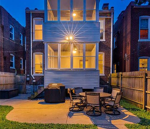 4th image of 3865 Connecticut St