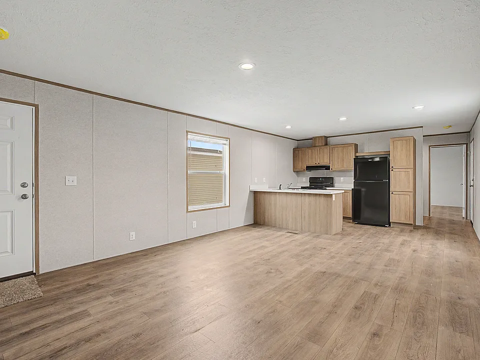 855 W US Highway Flt #6-6A