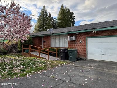 615-617 S 36th Ave, Yakima, WA, 98902