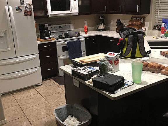 2nd image of 6113 Klickitat Ln
