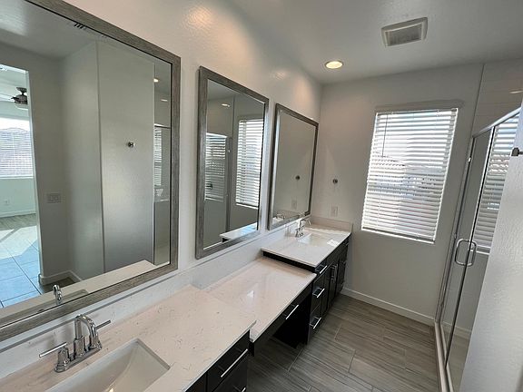 Owners bath