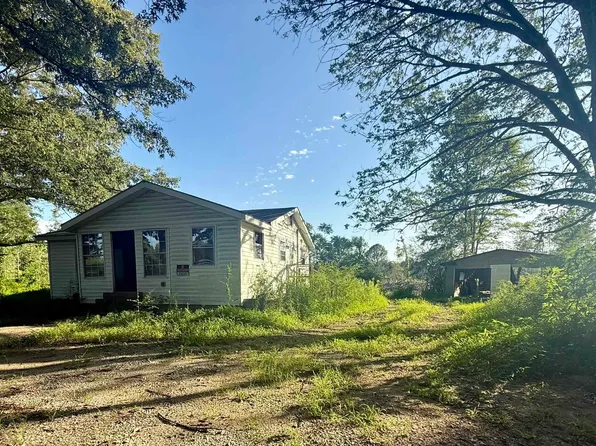 10881 Highway 17, Florence, AL 35634