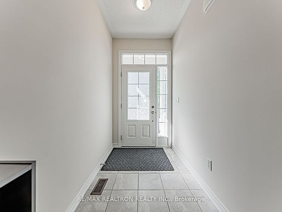 5th image of 33 Washburn Path