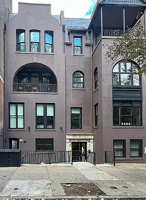 Rented by REAL New York | media 25